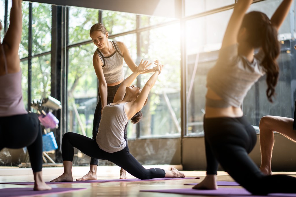 how-to-become-a-yoga-teacher.jpg