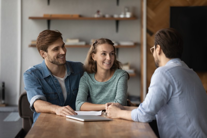 Landlords speaking to prospective tenants